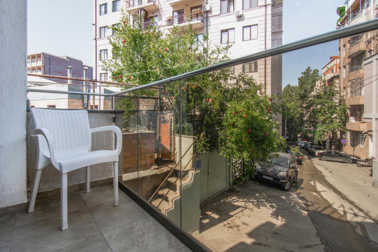 Hotel "Elesa Wera" Tbilisi Buitenkant foto